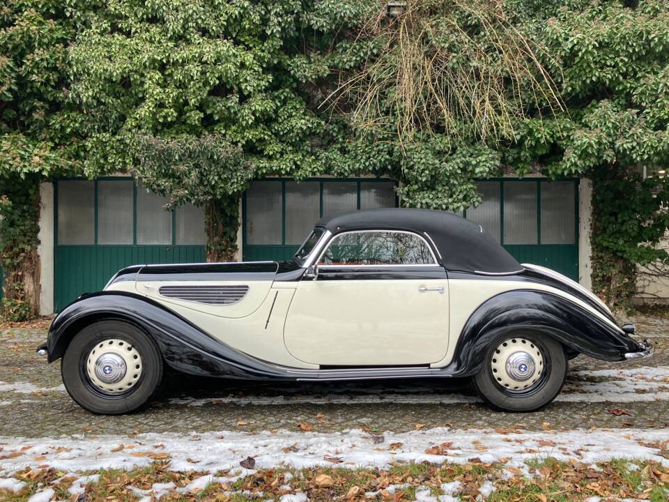 Imagen 21/31 de BMW 327 (1939)