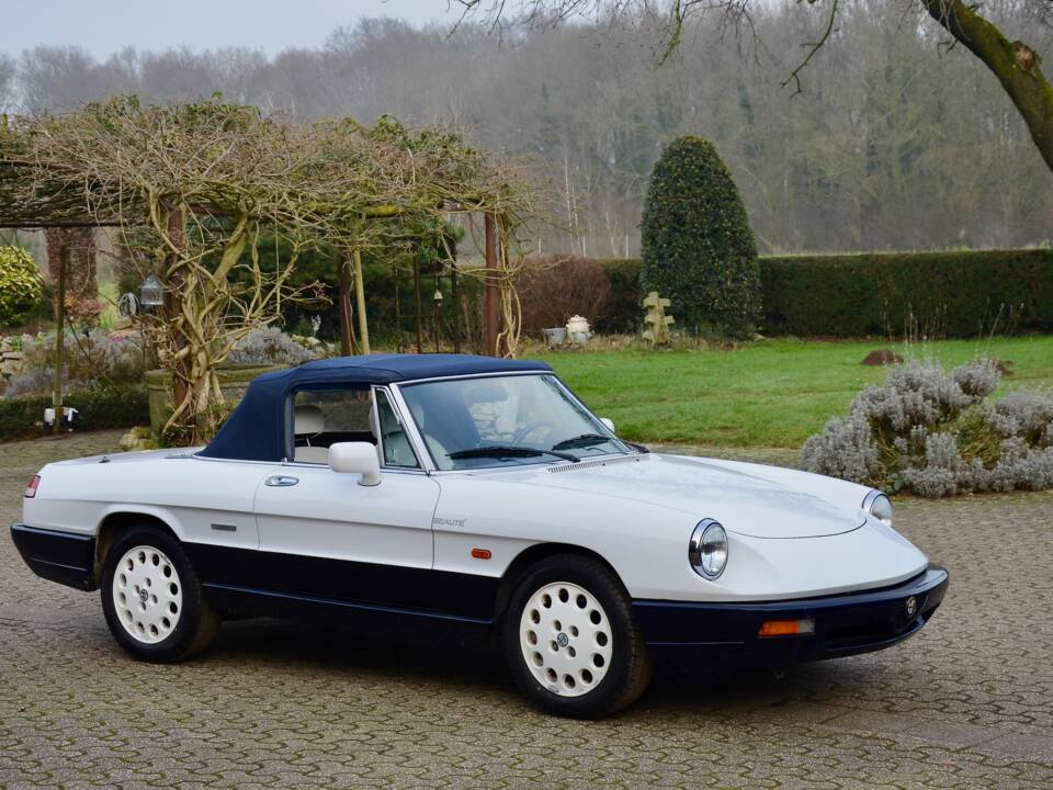 Image 11/14 of Alfa Romeo 2.0 Spider (1991)