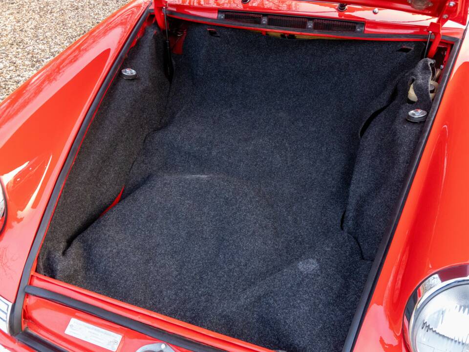 Immagine 43/50 di Porsche 912 (1968)