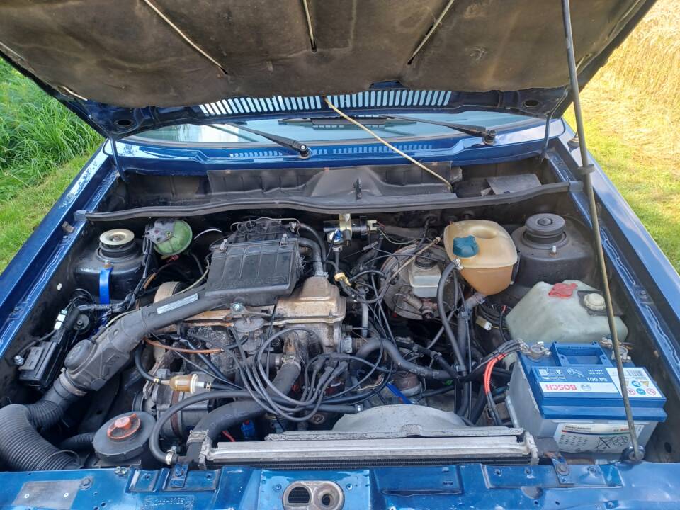 Image 7/8 of Volkswagen Golf Mk I Convertible 1.8 (1985)