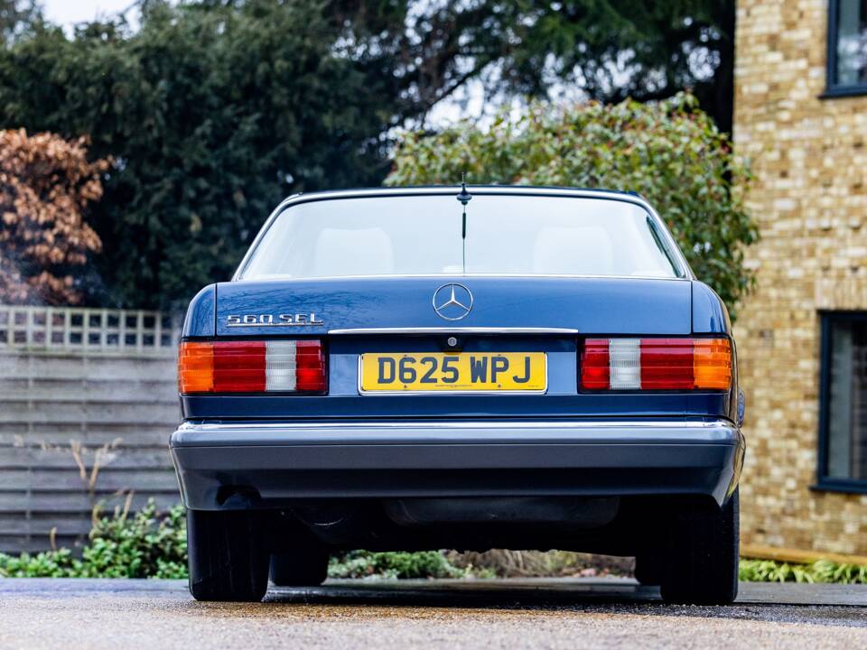 Bild 7/49 von Mercedes-Benz 560 SEL (1986)