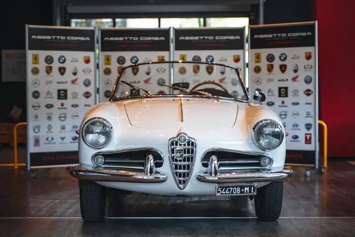 Image 1/13 of Alfa Romeo Giulietta Spider (1961)