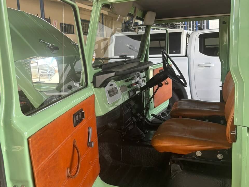 Imagen 8/11 de Toyota Land Cruiser BJ 40 (1978)