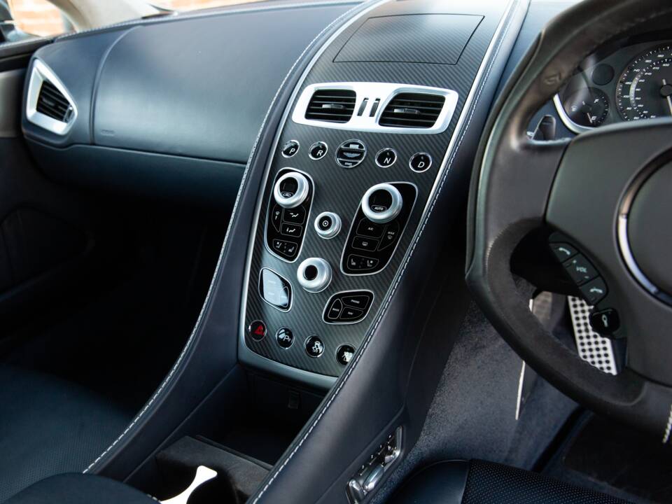 Bild 53/96 von Aston Martin Vanquish (2015)