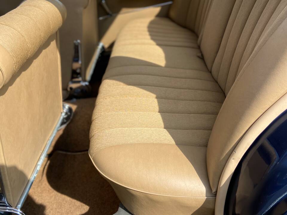 Image 38/52 of Mercedes-Benz 250 S (1967)