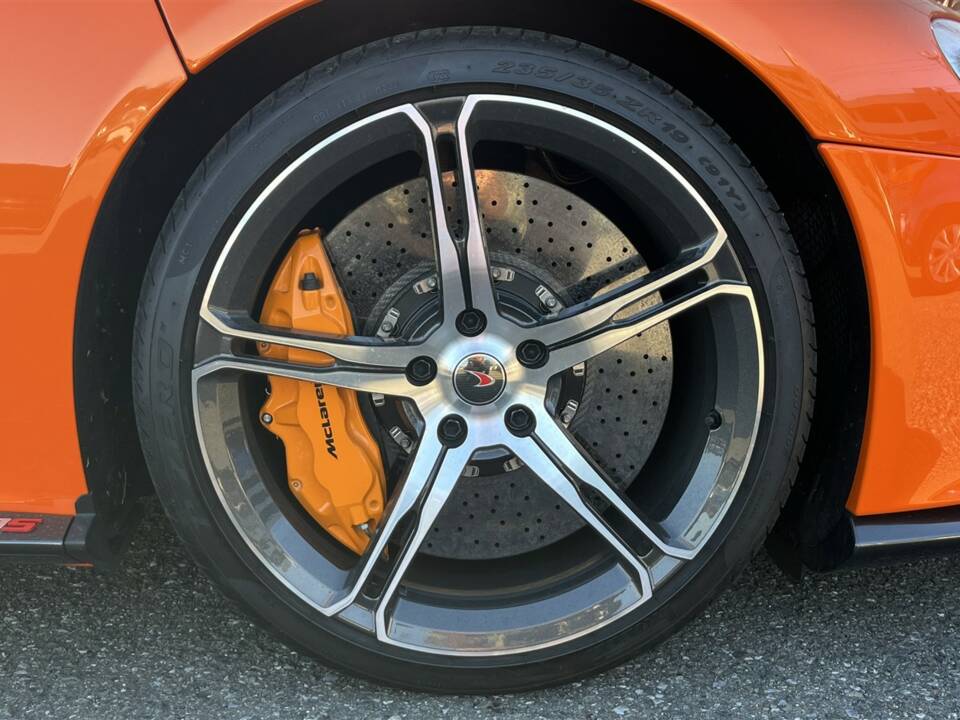 Bild 11/48 von McLaren 650S Spider (2014)