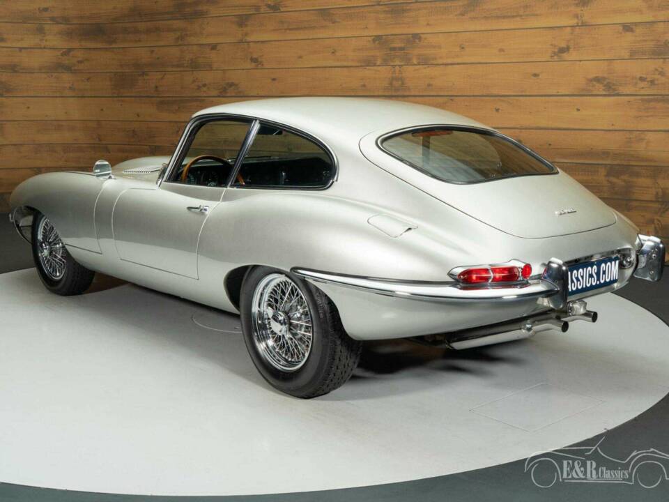 Immagine 16/19 di Jaguar E-Type 3.8 (1964)