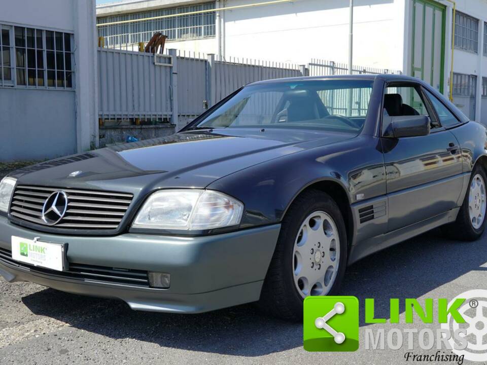 Afbeelding 4/10 van Mercedes-Benz SL 280 (1994)