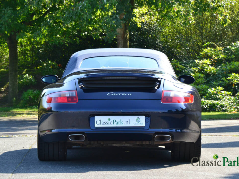 Imagen 10/50 de Porsche 911 Carrera (2006)