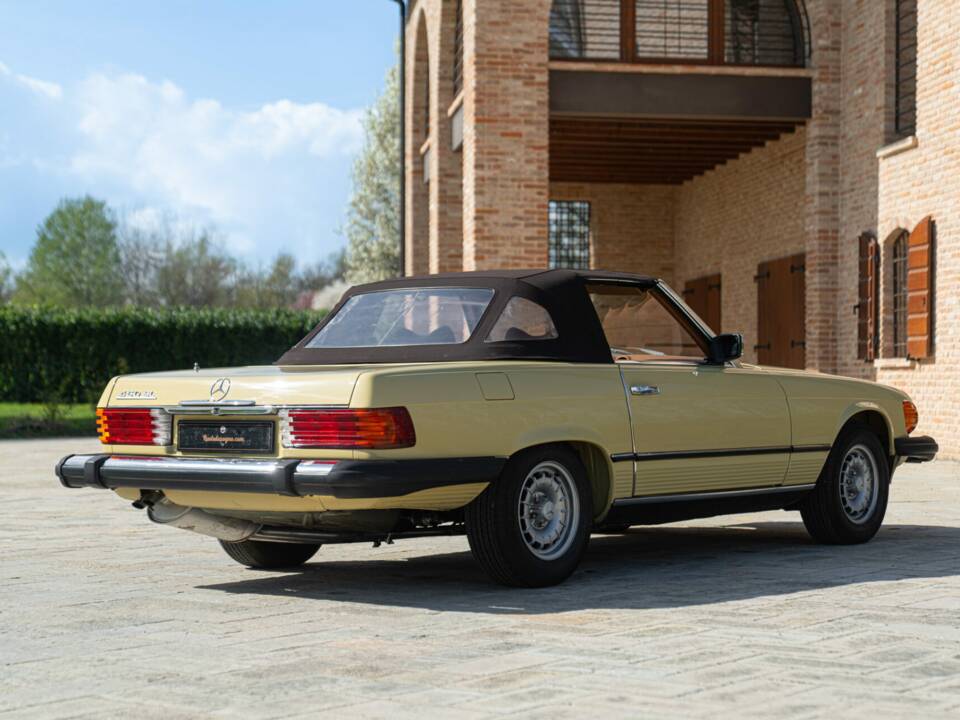 Image 10/50 of Mercedes-Benz 450 SL (1977)
