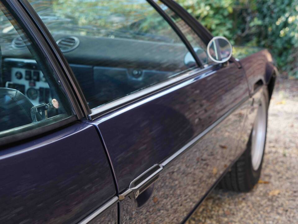 Bild 36/50 von Lamborghini Espada 400 GT (1973)