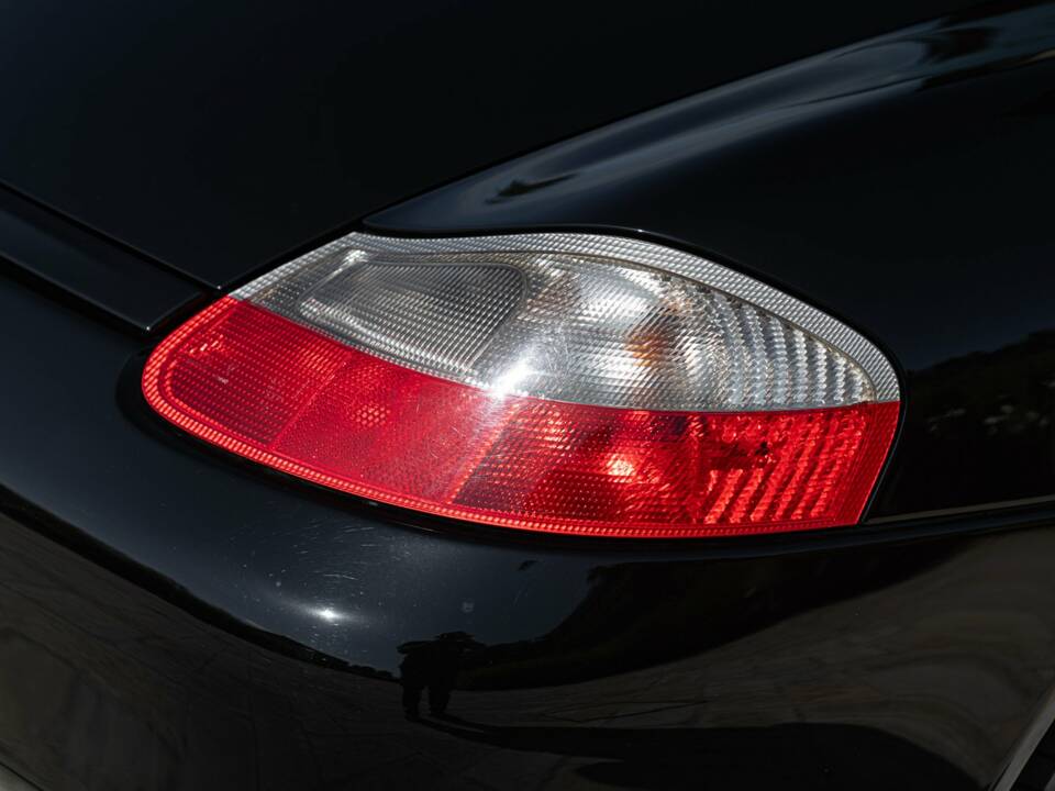 Imagen 33/50 de Porsche Boxster (2000)