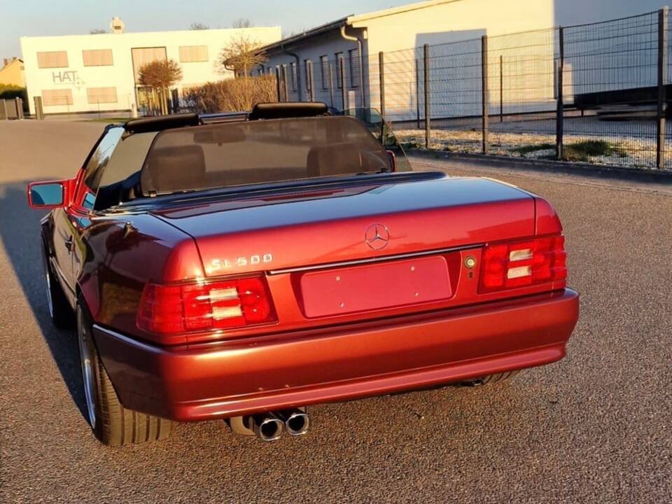 Imagen 4/7 de Mercedes-Benz 500 SL (1991)