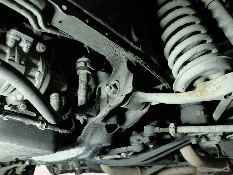 Image 30/34 of Mercedes-Benz 500 SEC (1991)