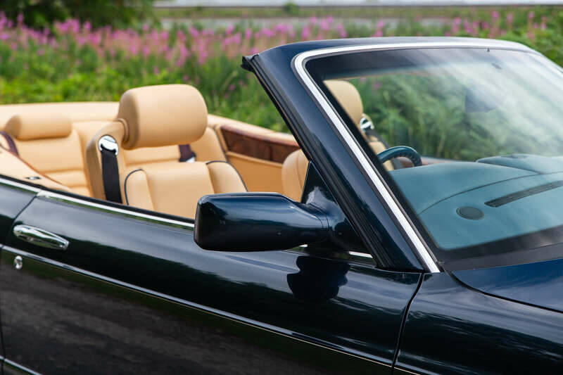 Afbeelding 32/50 van Bentley Azure (1997)