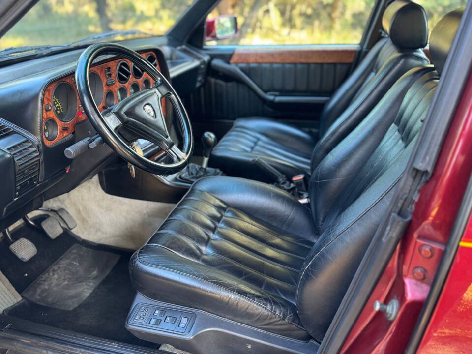 Bild 46/55 von Lancia Thema 8.32 (1991)