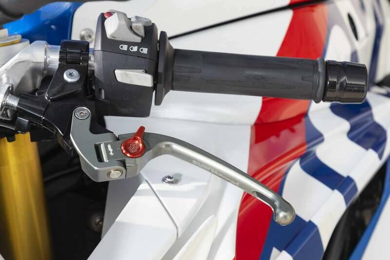 Bild 14/48 von BMW S 1000RR 'TYCO' BSB Race Replica (2016)