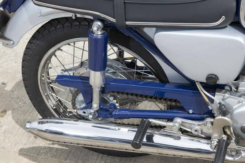 Image 17/39 of Honda CB 72 (1960)