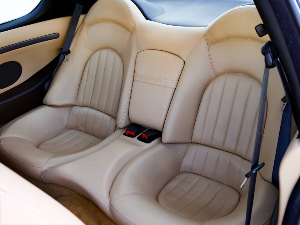 Image 39/53 de Maserati 4200 Cambiocorsa (2003)
