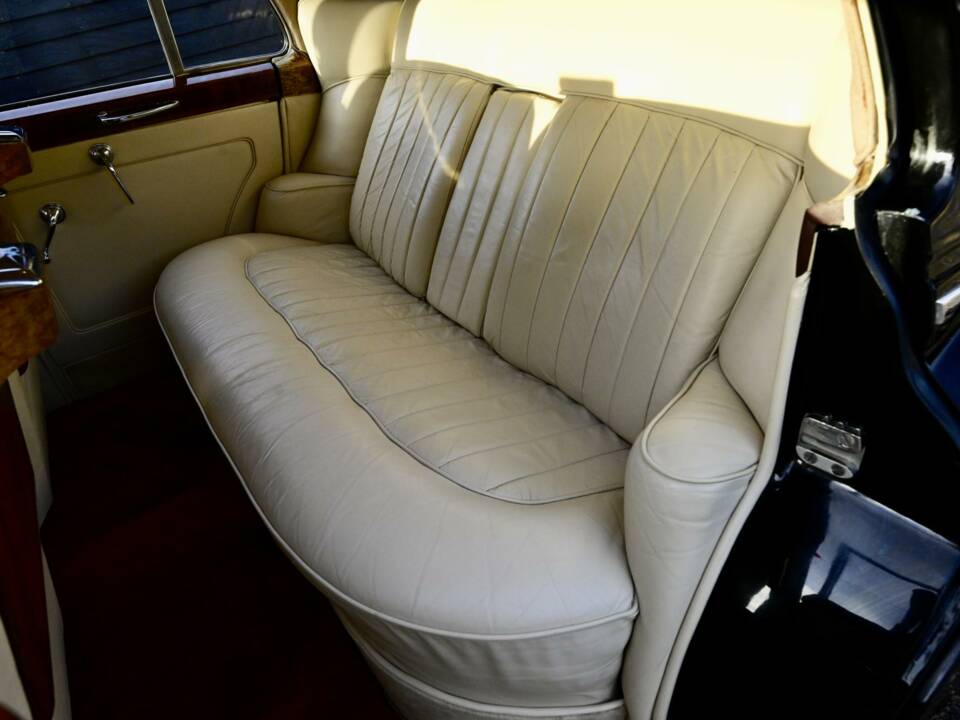 Bild 41/50 von Rolls-Royce Silver Cloud I (1956)