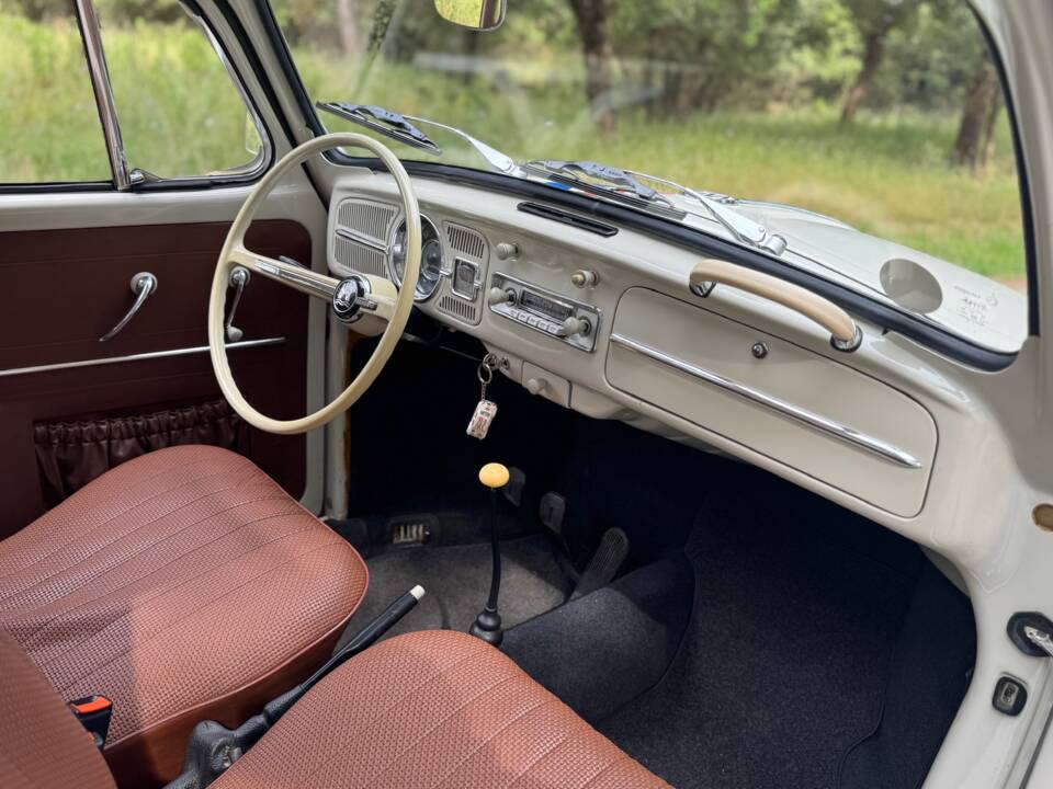 Afbeelding 23/27 van Volkswagen Käfer 1300 (1966)