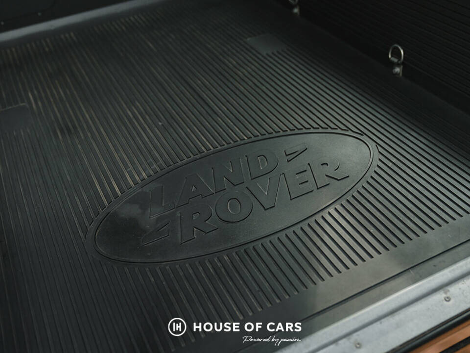 Image 29/50 de Land Rover Defender 90 (2013)