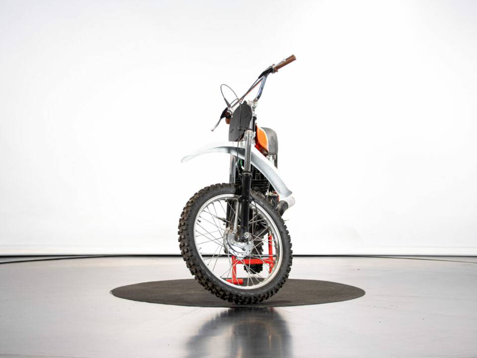 Immagine 7/48 di Montesa Cappra 250 VR (1974)