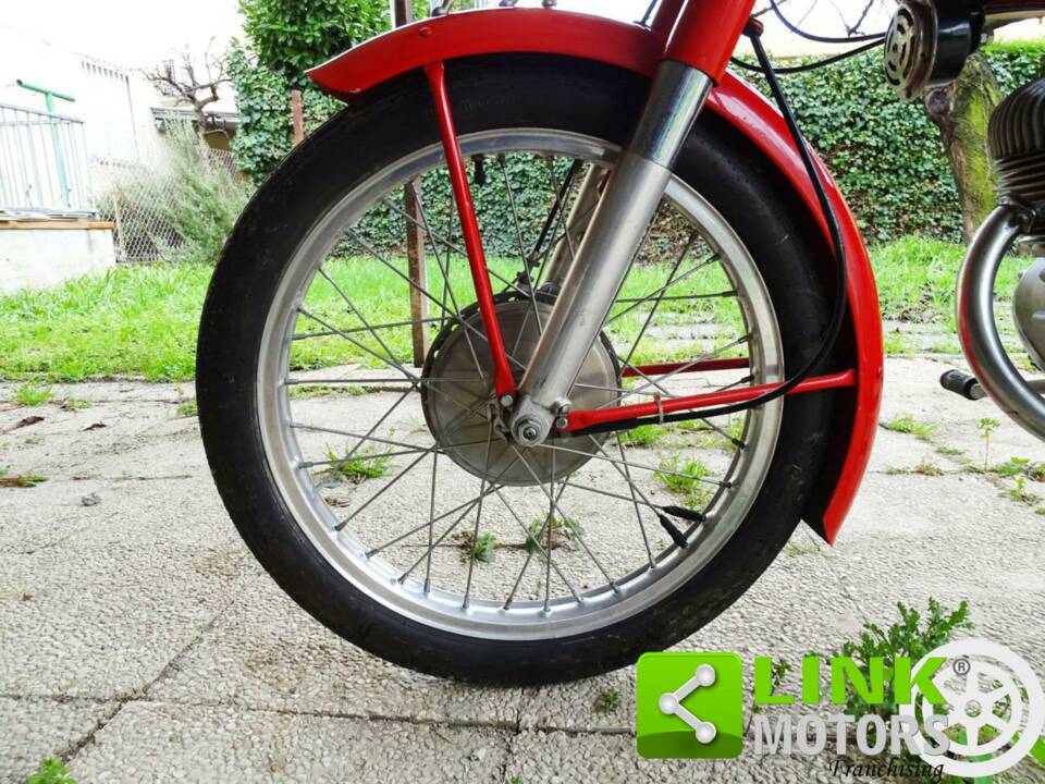Afbeelding 7/10 van Benelli DUMMY (1962)