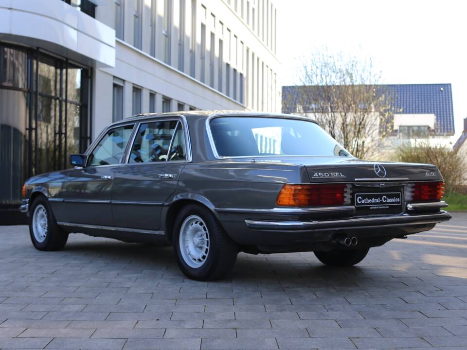 Afbeelding 37/46 van Mercedes-Benz 450 SEL 6,9 (1977)