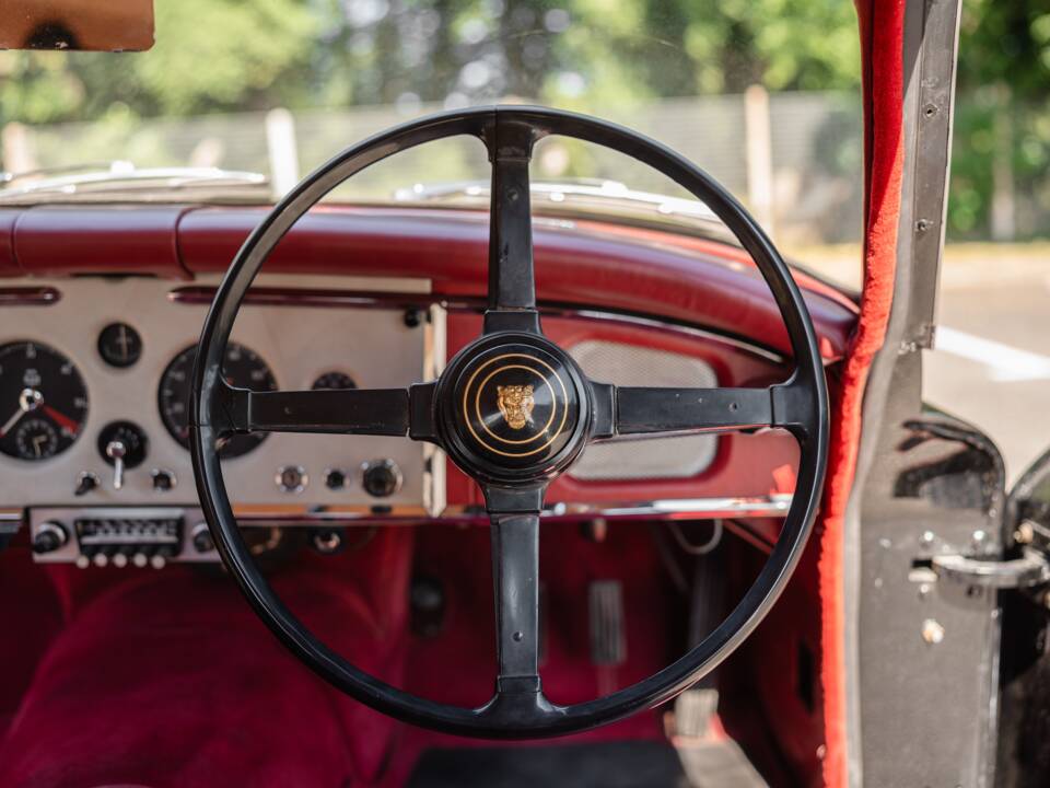 Image 21/21 of Jaguar XK 150 SE FHC (1958)