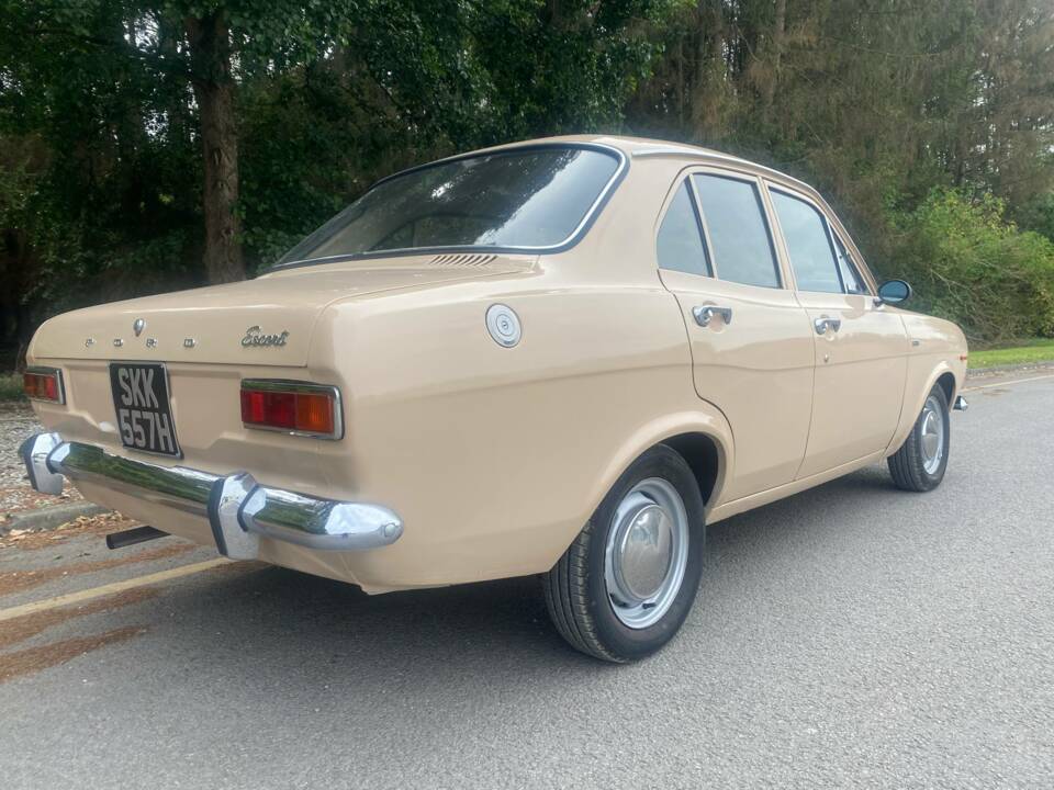 Afbeelding 23/98 van Ford Escort 940 DeLuxe (1970)