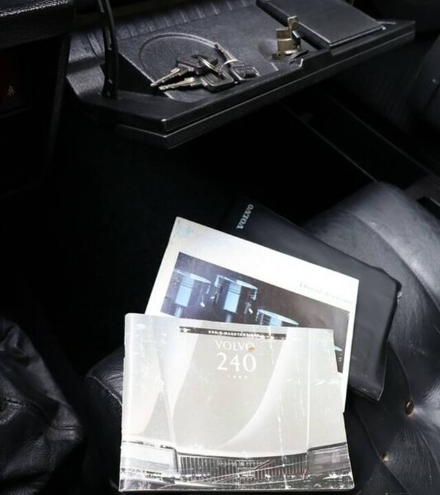 Immagine 47/51 di Volvo 245 Super Polar (1993)