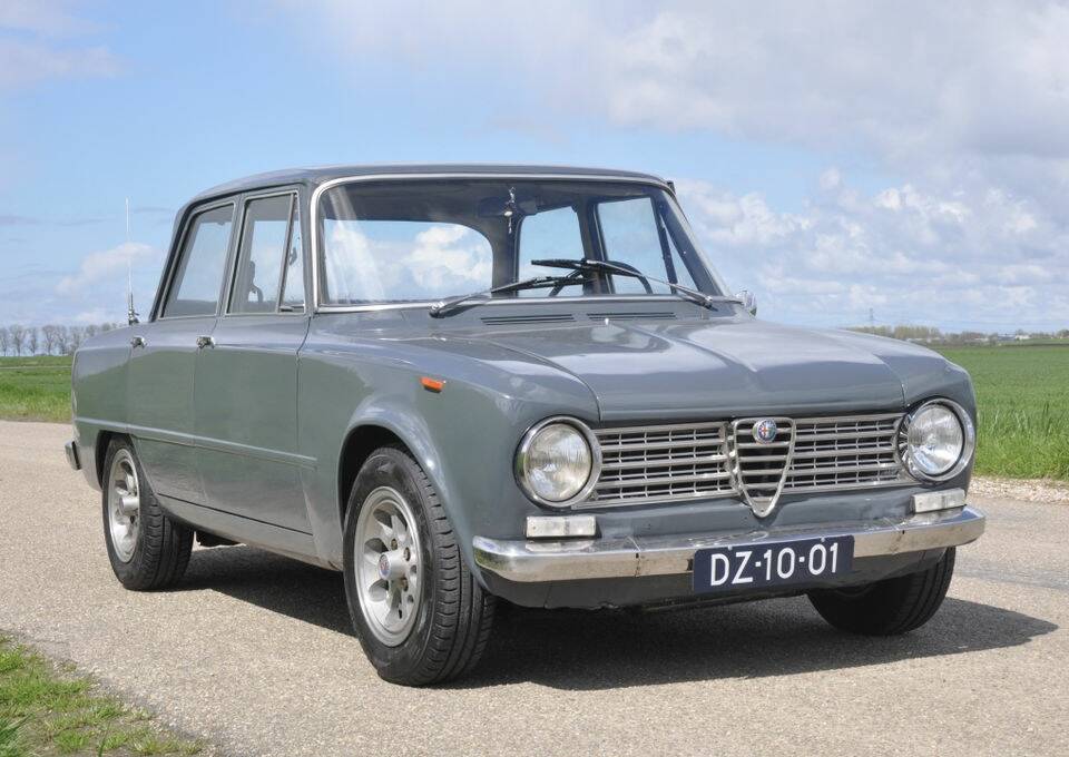 Immagine 1/8 di Alfa Romeo Giulia 1300 TI (1966)