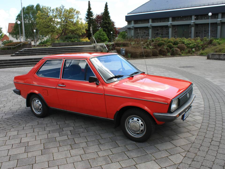Image 2/32 de Volkswagen Derby I 1.3 (1979)