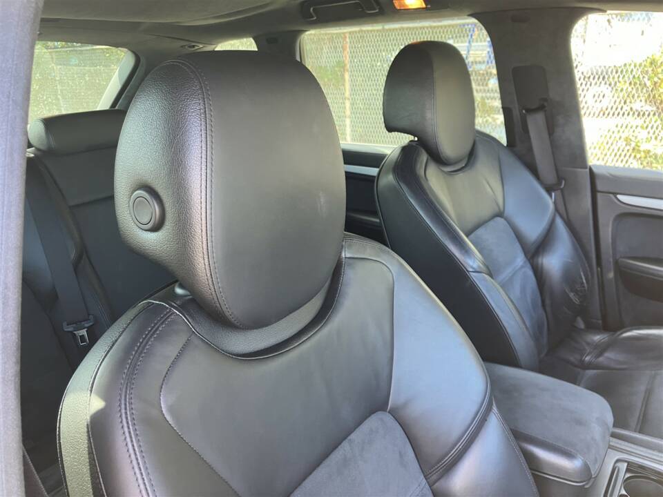 Immagine 19/40 di Porsche Cayenne GTS (2008)
