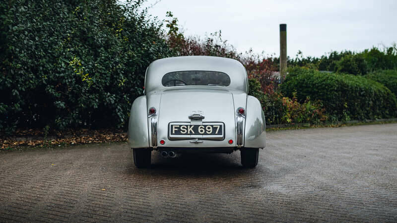 Bild 8/43 von Jaguar XK 120 FHC (1952)