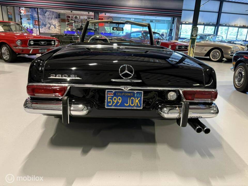 Image 9/19 of Mercedes-Benz 280 SL (1968)