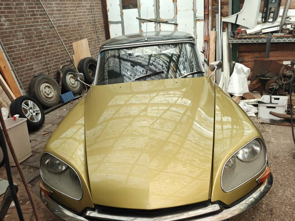 Imagen 1/9 de Citroën DS 21 (1972)