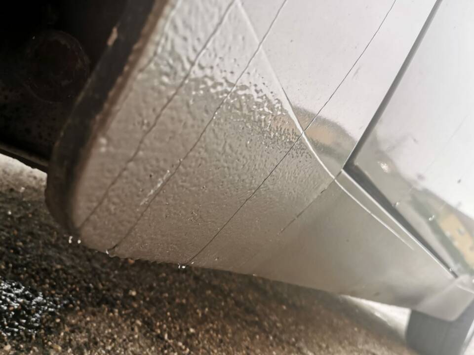 Immagine 23/23 di Porsche 944 (1983)