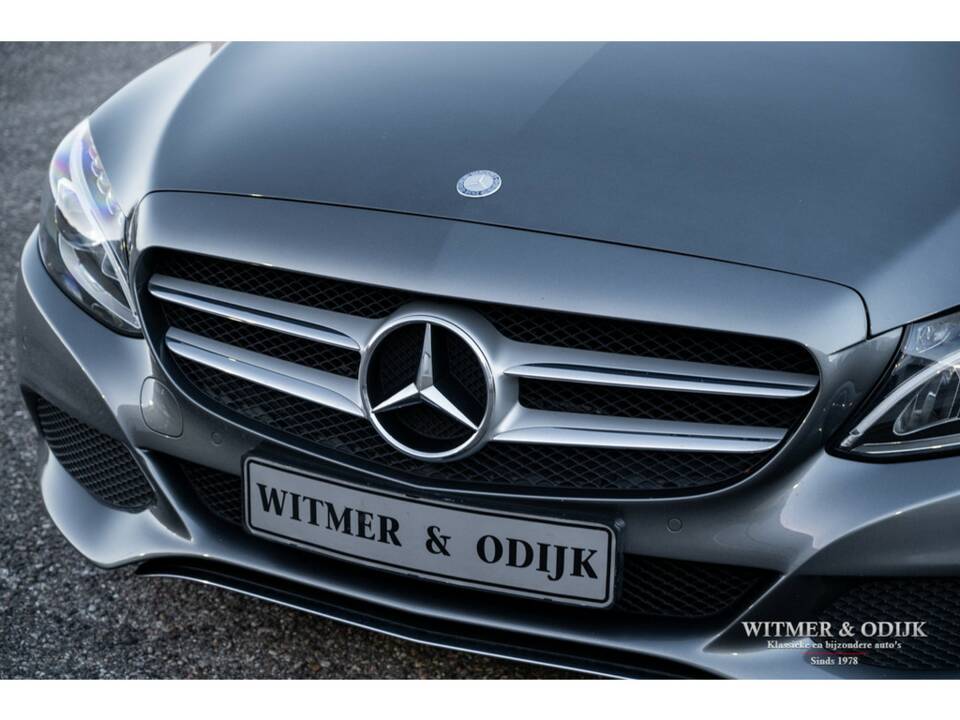 Imagen 22/29 de Mercedes-Benz C 180 T (2016)