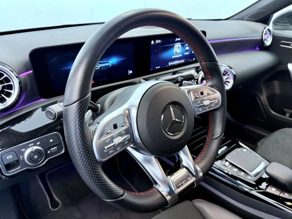 Bild 15/30 von Mercedes-Benz A 35 AMG 4MATIC (2021)