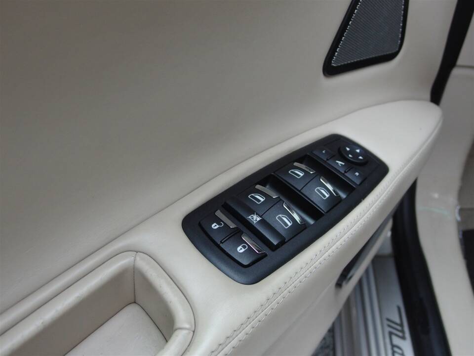 Image 38/90 of Maserati Quattroporte GTS (2013)