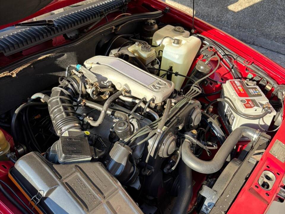 Bild 16/28 von Alfa Romeo 75 3.0 V6 America (1988)