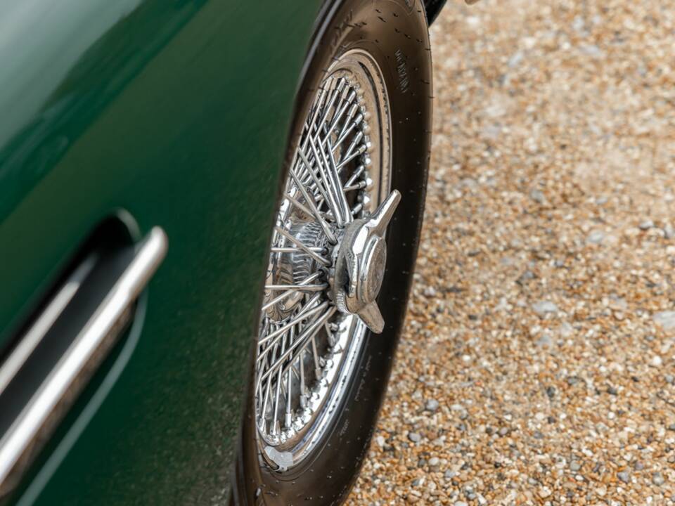 Afbeelding 19/50 van Aston Martin DB 6 (1967)