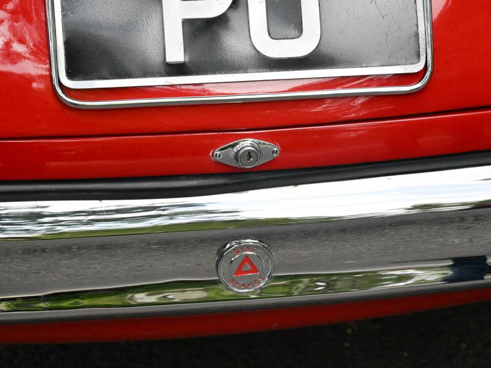 Bild 15/50 von Jaguar Mk II 2.4 (1961)