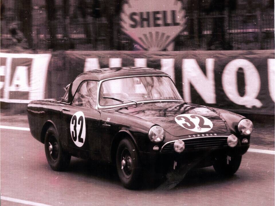 Image 8/50 of Sunbeam Alpine &quot;Le Mans&quot; (1962)