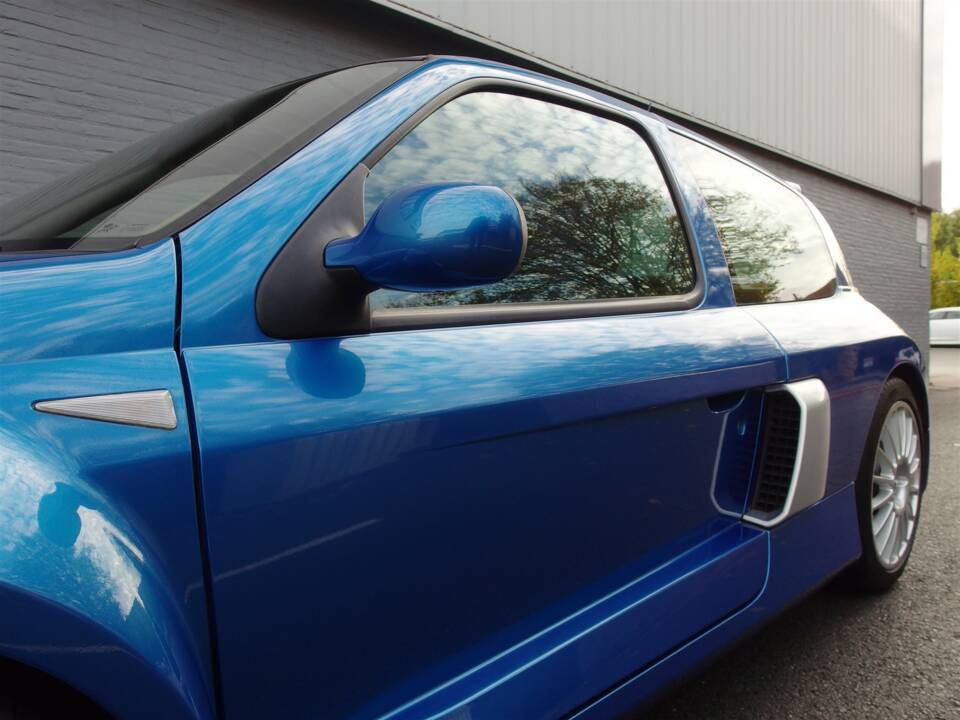 Imagen 22/100 de Renault Clio II V6 (2004)