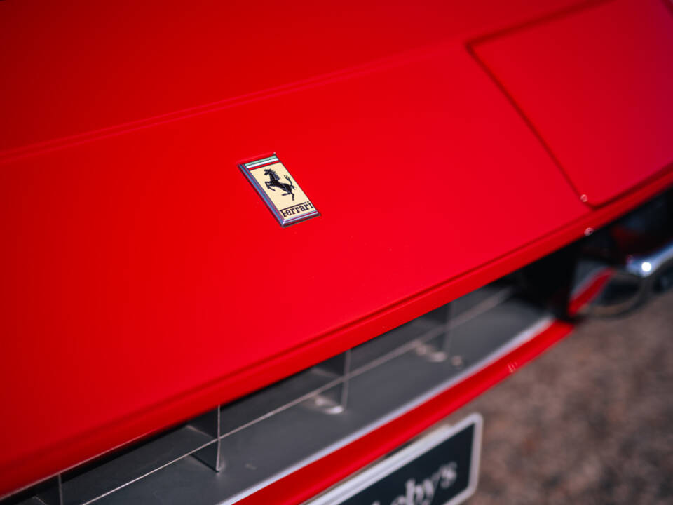 Immagine 6/50 di Ferrari 365 GTB&#x2F;4 Daytona (1973)