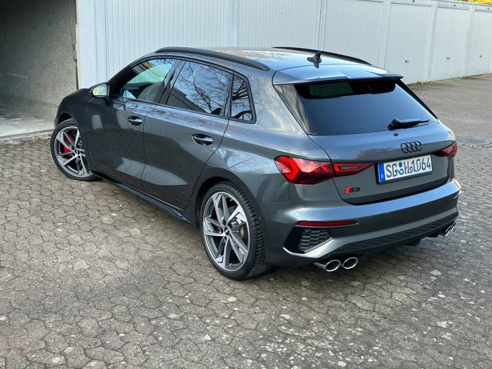 Image 3/6 of Audi S3 Sportback (2023)