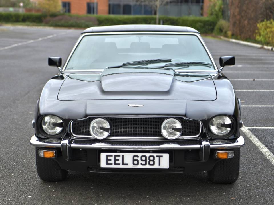 Imagen 2/50 de Aston Martin V8 Volante (1978)